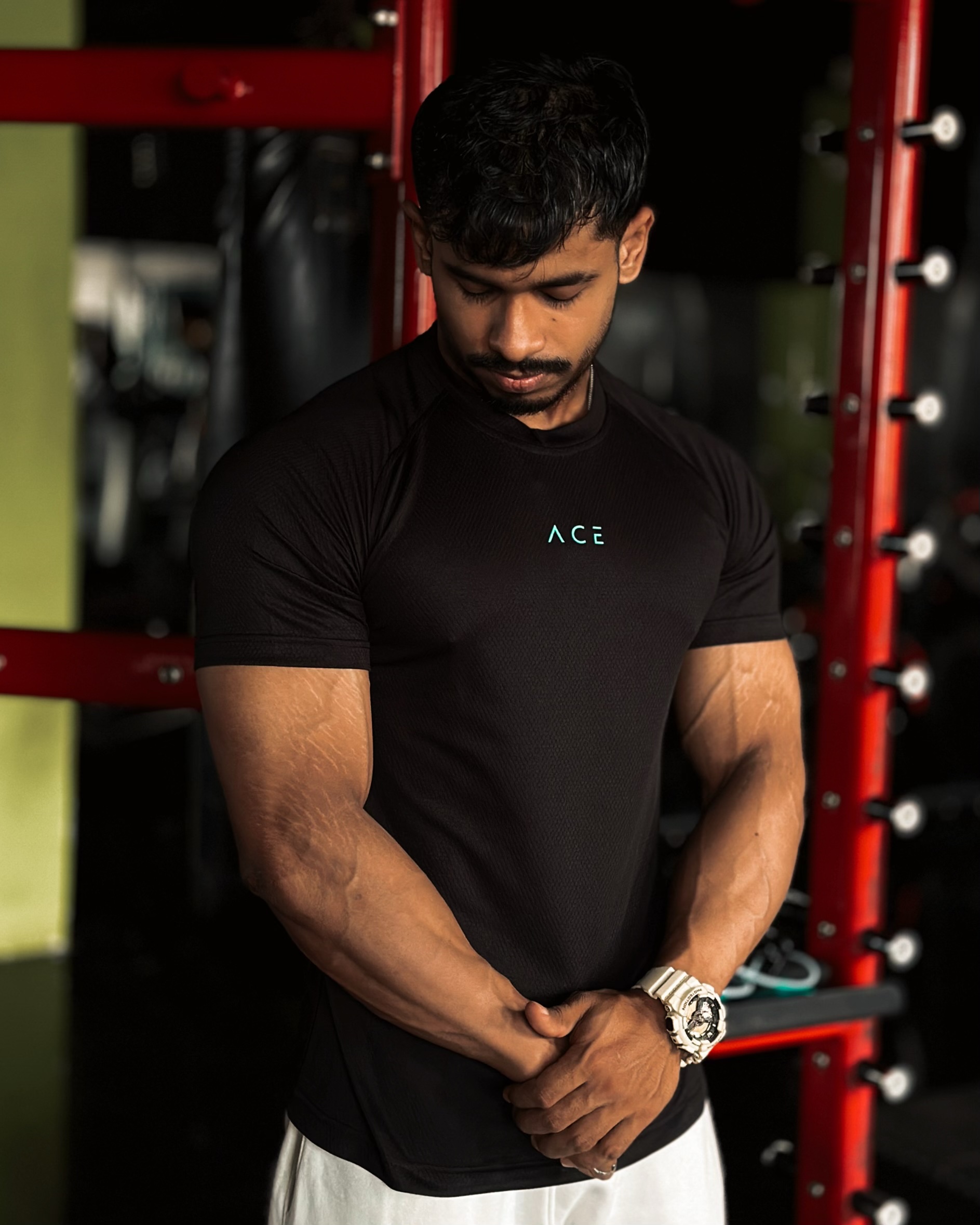 ACE Core Classic Raglan Tee - (Black 0.2) - Image 2