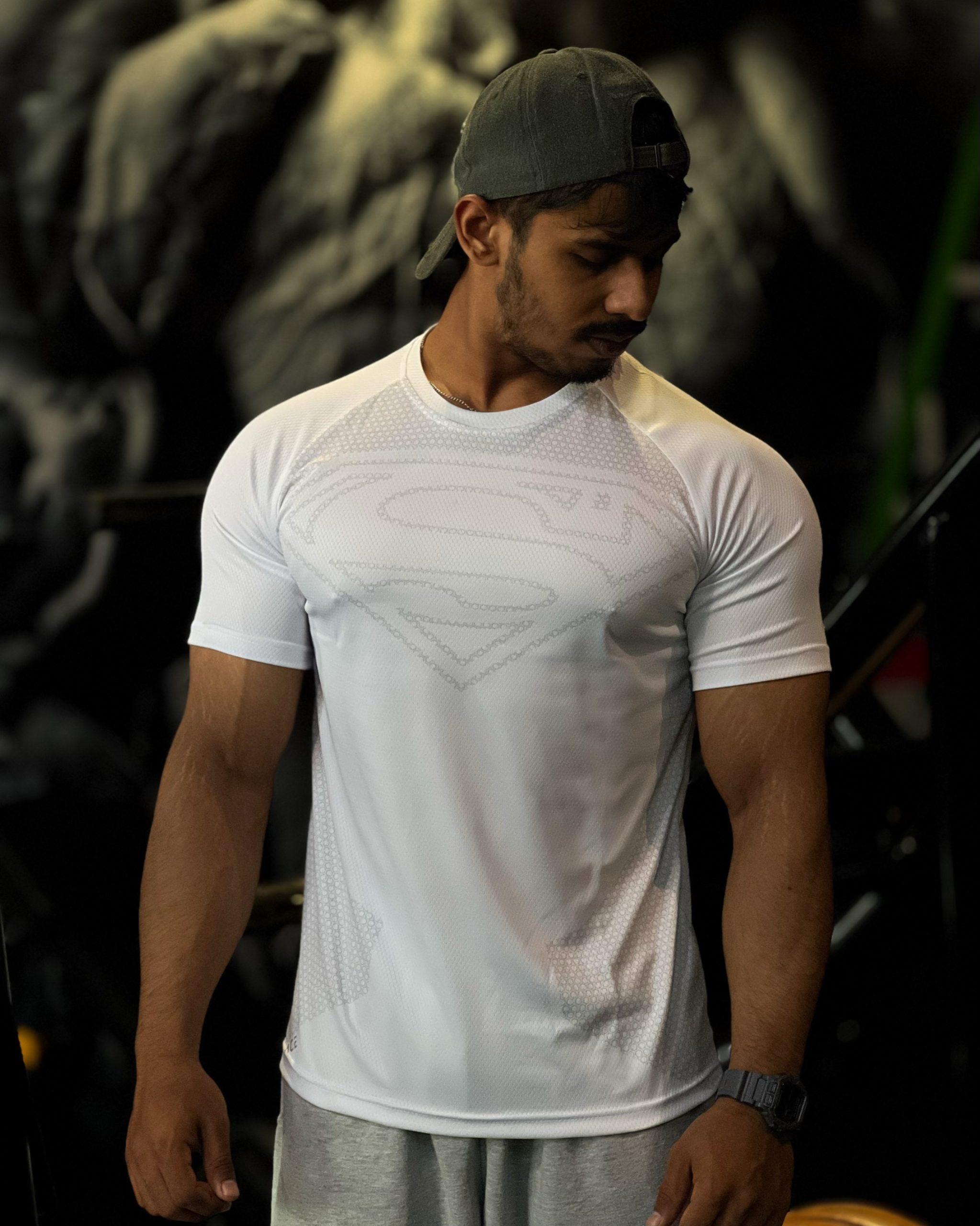 Superman Raglan Tee / 01 - (White)