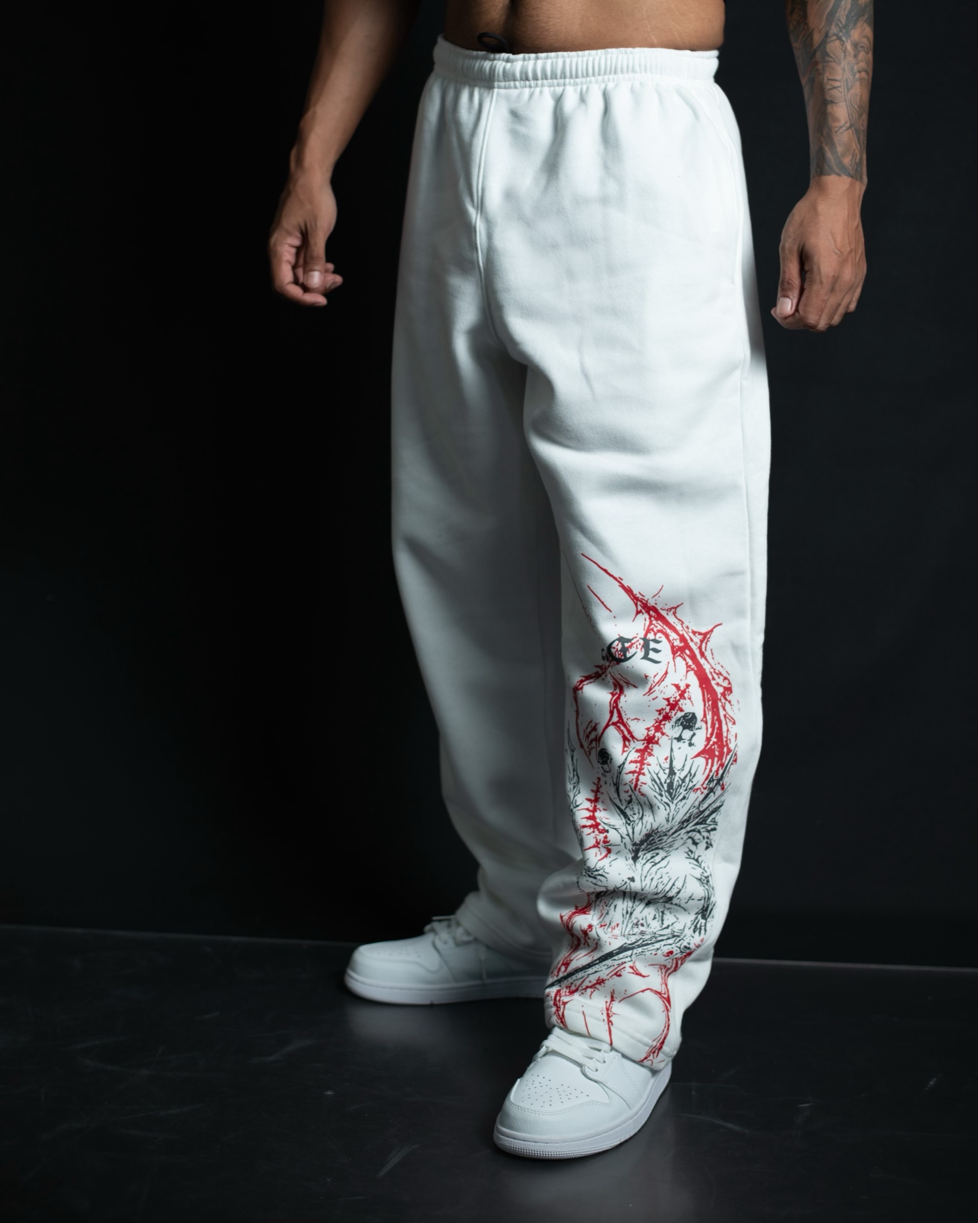 Dark knight Oversized Sweatpants - ( white)